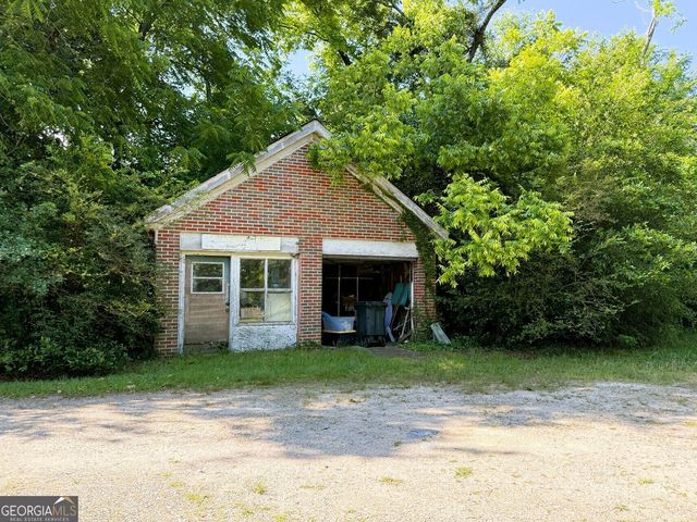 914 Ext Elbert Street, Elberton, GA 30635