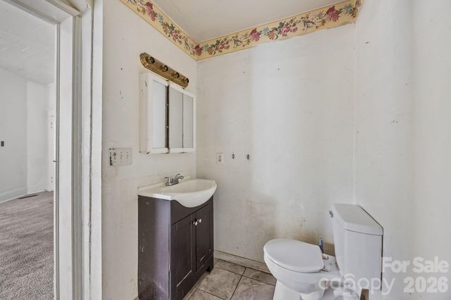 808 N Main Street N, Salisbury, NC 28144