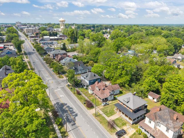 808 N Main Street N, Salisbury, NC 28144