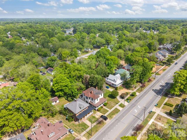 808 N Main Street N, Salisbury, NC 28144
