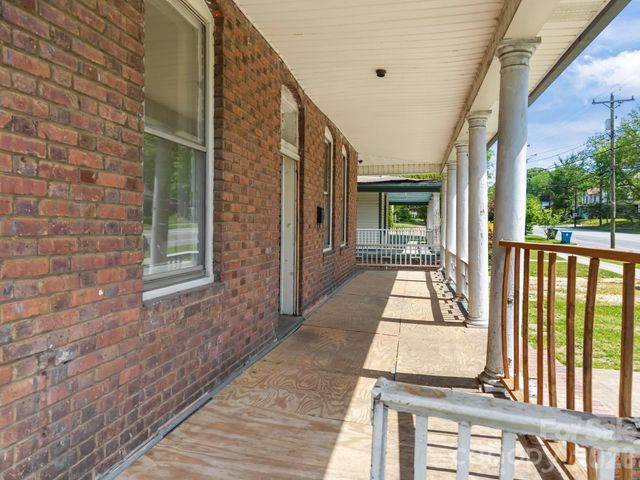 808 N Main Street N, Salisbury, NC 28144