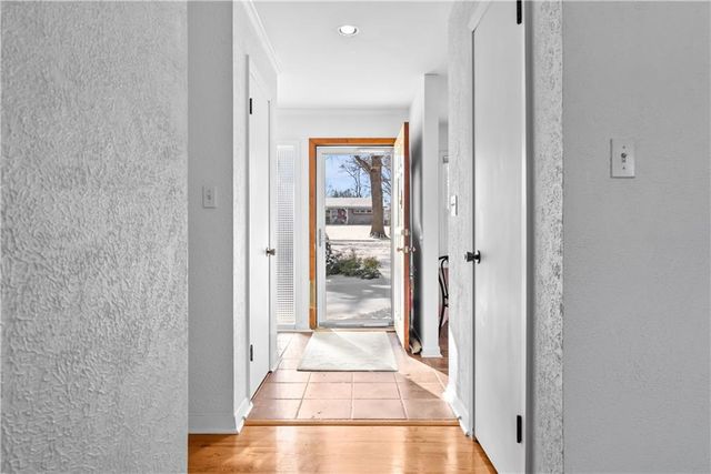 1408 E 108th Terrace, Kansas City, MO 64131