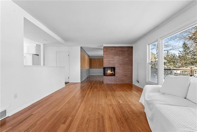 1408 E 108th Terrace, Kansas City, MO 64131