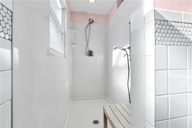 1408 E 108th Terrace, Kansas City, MO 64131