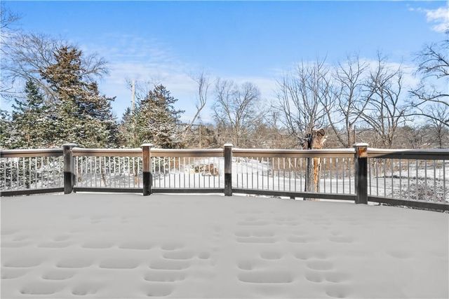 1408 E 108th Terrace, Kansas City, MO 64131