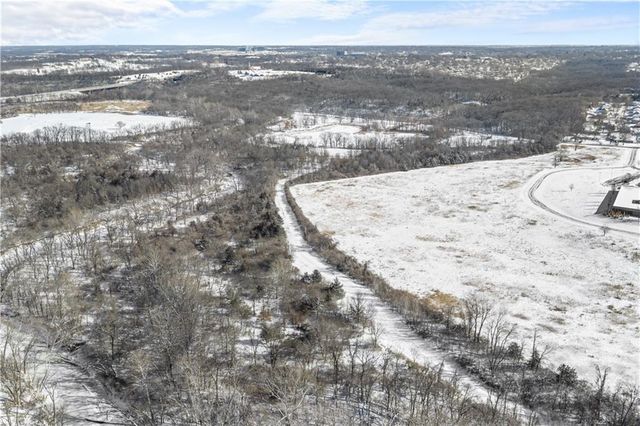 1408 E 108th Terrace, Kansas City, MO 64131