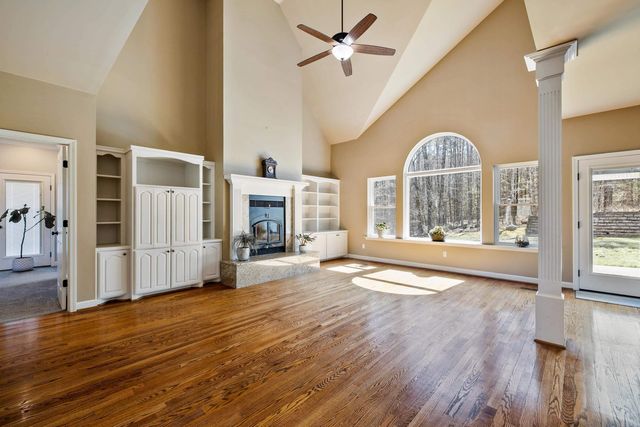 1119 Blue Grass Drive, Benton, AR 72019