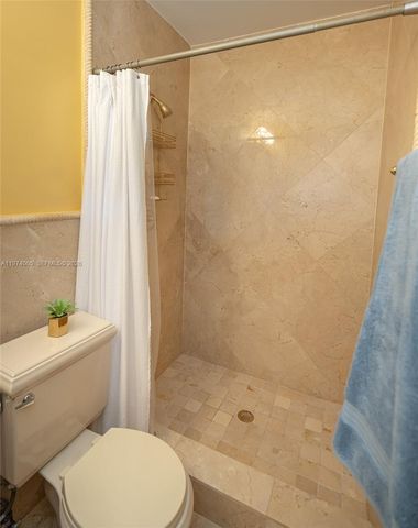 4600 SW 104th Ave, Miami, FL 33165