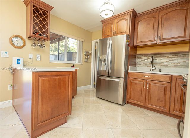 4600 SW 104th Ave, Miami, FL 33165