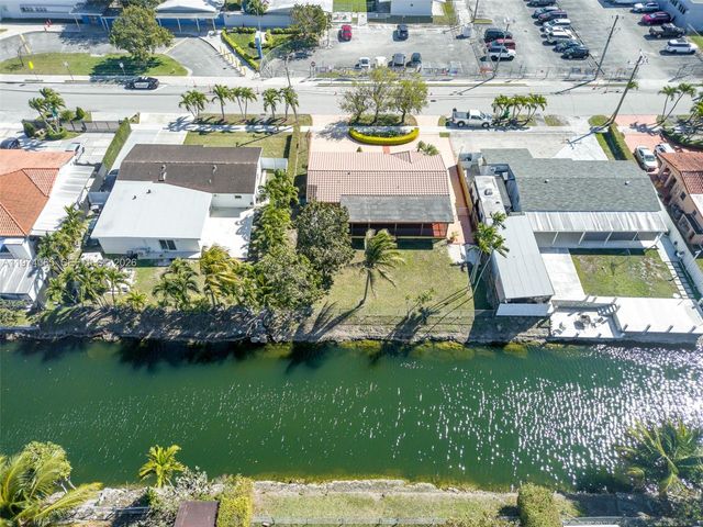 4600 SW 104th Ave, Miami, FL 33165