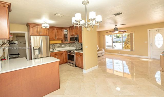 4600 SW 104th Ave, Miami, FL 33165