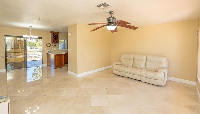 4600 SW 104th Ave, Miami, FL 33165