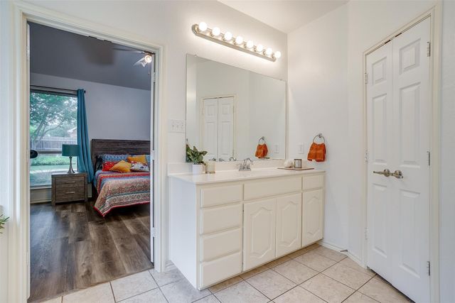 1415 Lowes Farm Parkway, Mansfield, TX 76063