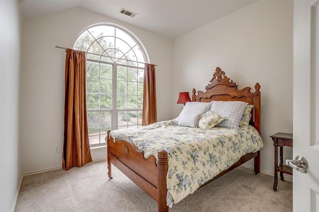1415 Lowes Farm Parkway, Mansfield, TX 76063