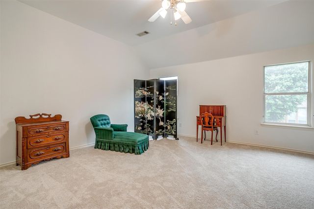 1415 Lowes Farm Parkway, Mansfield, TX 76063
