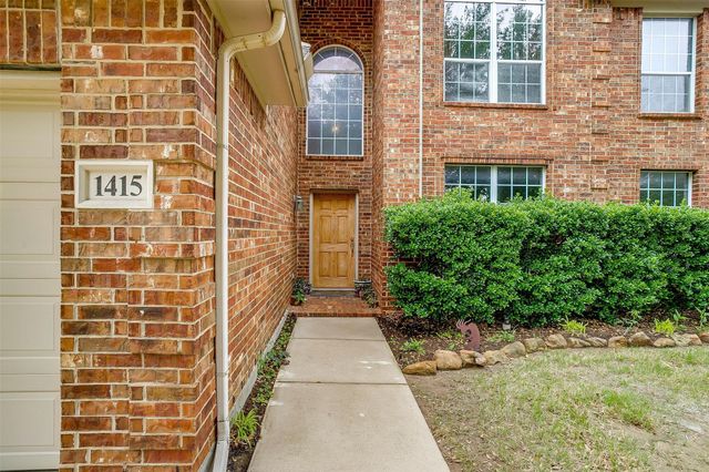 1415 Lowes Farm Parkway, Mansfield, TX 76063