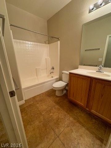 8825 Martin Downs Place, Las Vegas, NV 89131