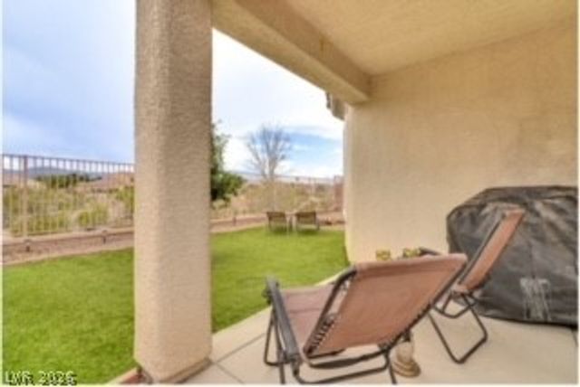 8825 Martin Downs Place, Las Vegas, NV 89131