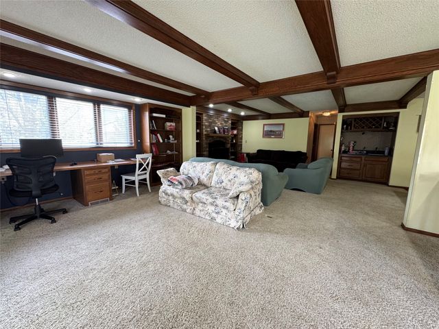 2129 Stevenson Drive, Ames, IA 50010