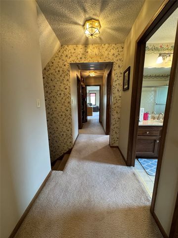 2129 Stevenson Drive, Ames, IA 50010