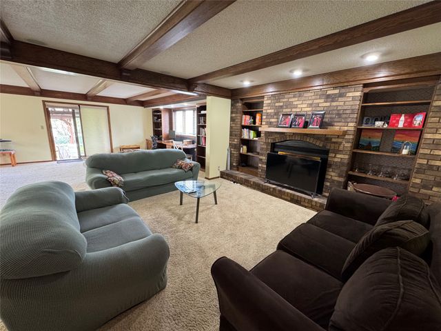 2129 Stevenson Drive, Ames, IA 50010