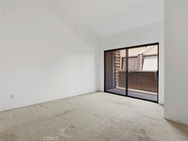 330 N 5th Street, Burbank, CA 91501
