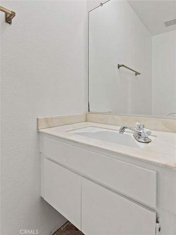 330 N 5th Street, Burbank, CA 91501