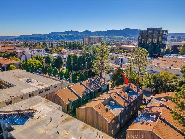 330 N 5th Street, Burbank, CA 91501
