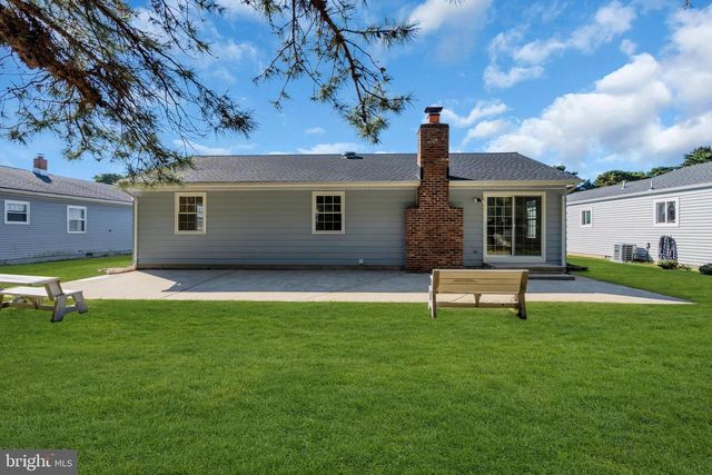 145 CABRILLO BLVD, Toms River, NJ 08757