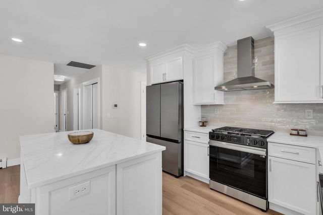 145 CABRILLO BLVD, Toms River, NJ 08757