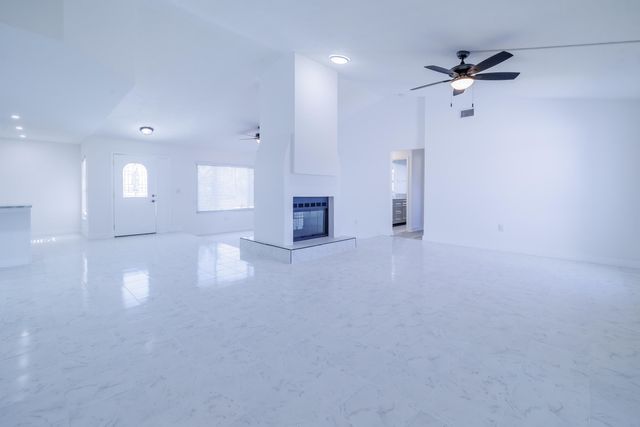1604 Carbondale Avenue NW, Palm Bay, FL 32907