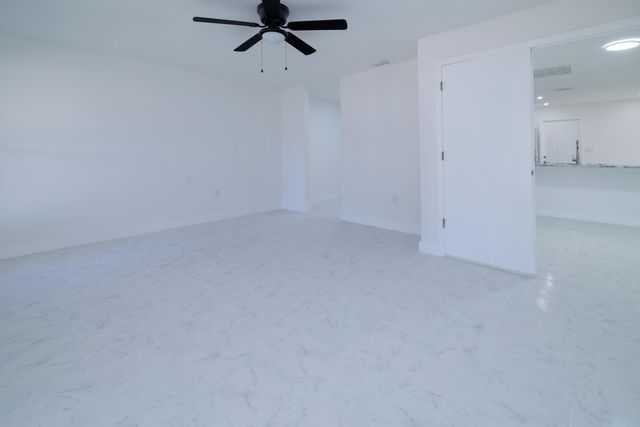 1604 Carbondale Avenue NW, Palm Bay, FL 32907