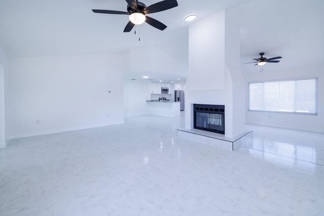 1604 Carbondale Avenue NW, Palm Bay, FL 32907