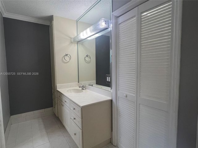 14131 SW 146th Ter, Miami, FL 33186