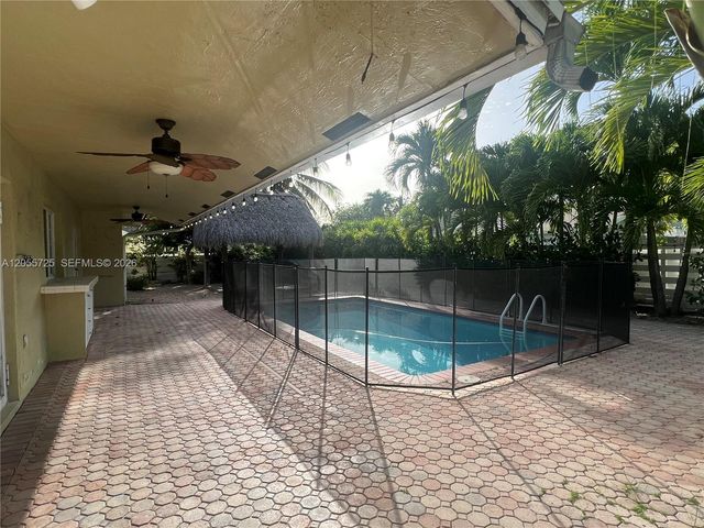 14131 SW 146th Ter, Miami, FL 33186