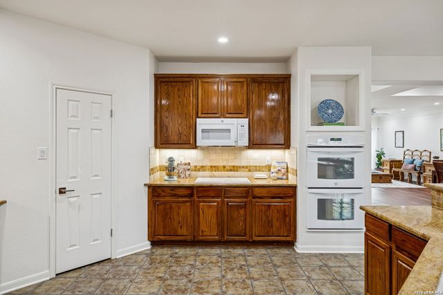 13503 Voelcker Ranch, San Antonio, TX 78231