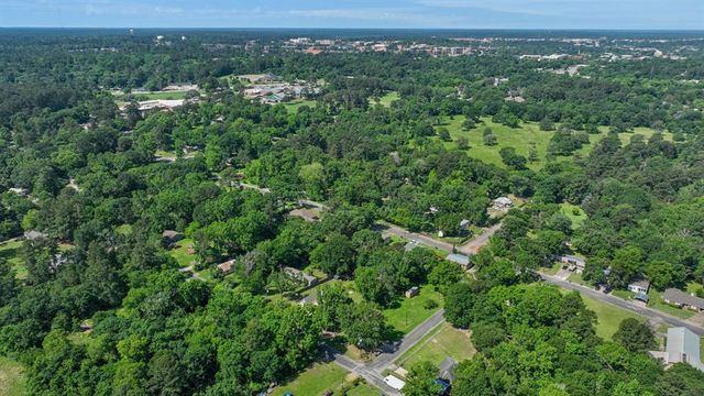 1000 Trinity Cut Off, Huntsville, TX 77320