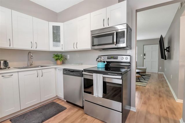 2207 S CAROLINA AVENUE 30, Tampa, FL 33629