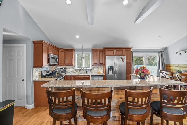 1706 Brayton Point Rd, Somerset, MA 02726