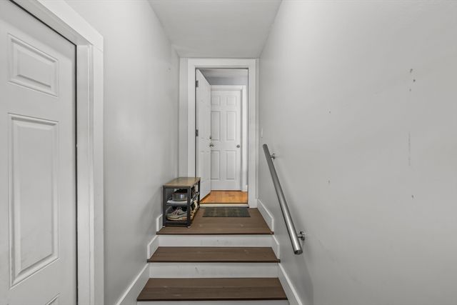 1706 Brayton Point Rd, Somerset, MA 02726