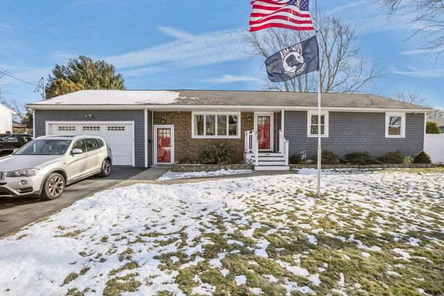 1706 Brayton Point Rd, Somerset, MA 02726