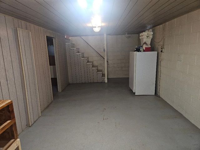 704 8th Avenue, Belle Plaine, IA 52208