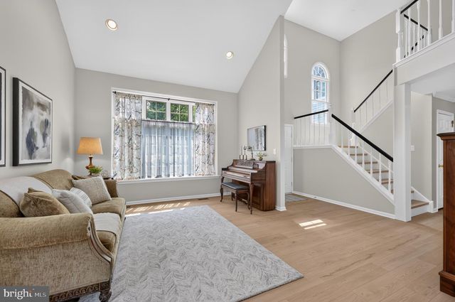 56 DOUGLASS RD, Lansdale, PA 19446