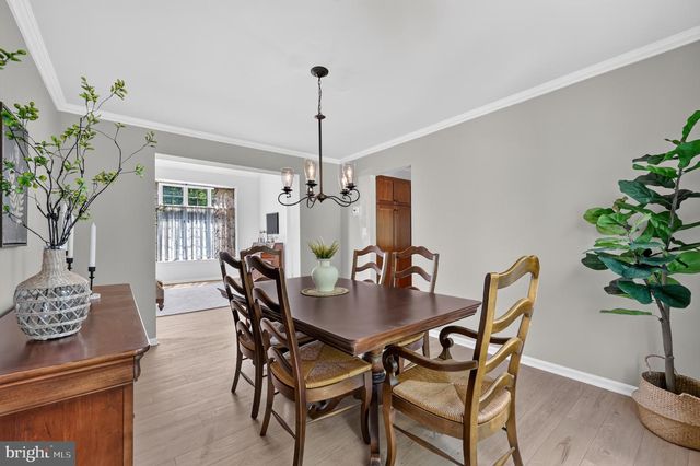 56 DOUGLASS RD, Lansdale, PA 19446