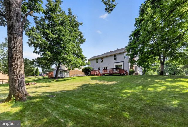 56 DOUGLASS RD, Lansdale, PA 19446