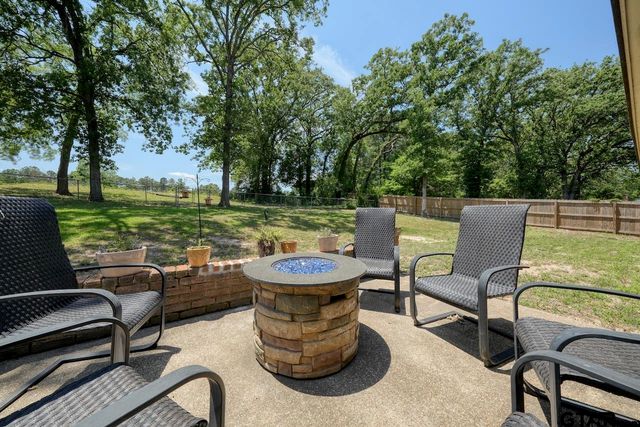 10925 Mosswood Drive, Tyler, TX 75703