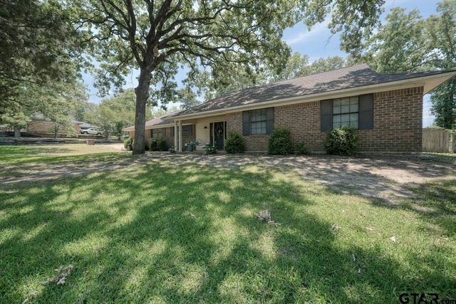 10925 Mosswood Drive, Tyler, TX 75703