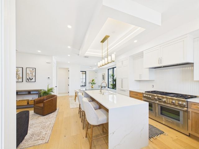 1676 Columbia Road 3, Boston, MA 02127