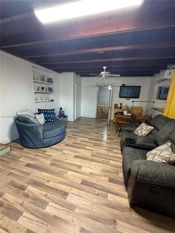 6741 NW 6th Ct, Miami, FL 33150