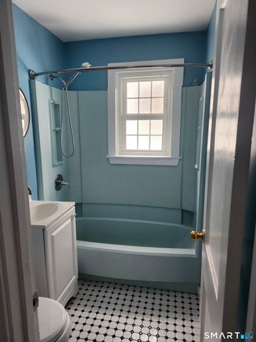 22 Higbie Drive, East Hartford, CT 06108